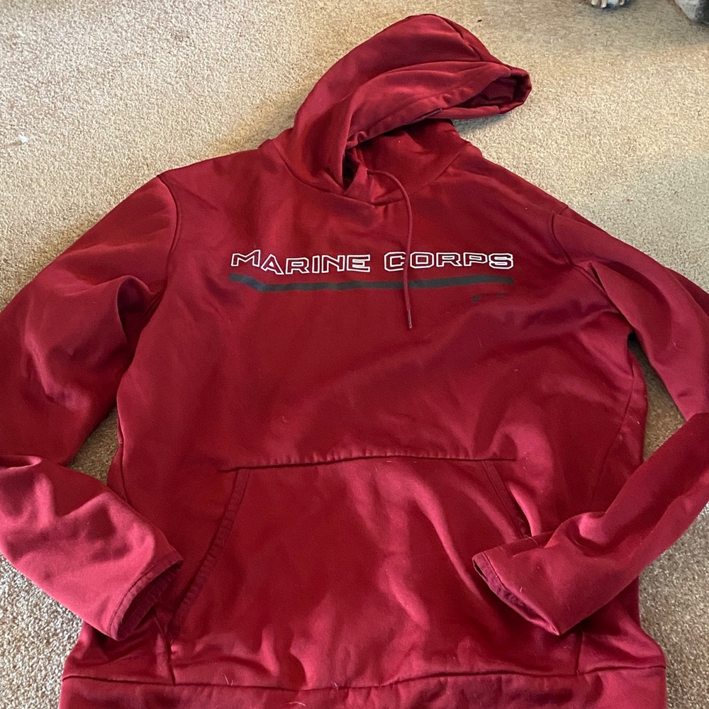 UNDER ARMOUR. Men’s sweatshirt.